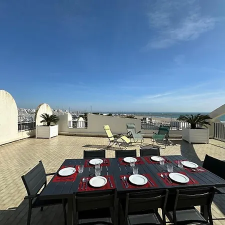 Vittoria Immobilier - Vue Et Grande Terrasse- Cheques Acceptes Apartment *